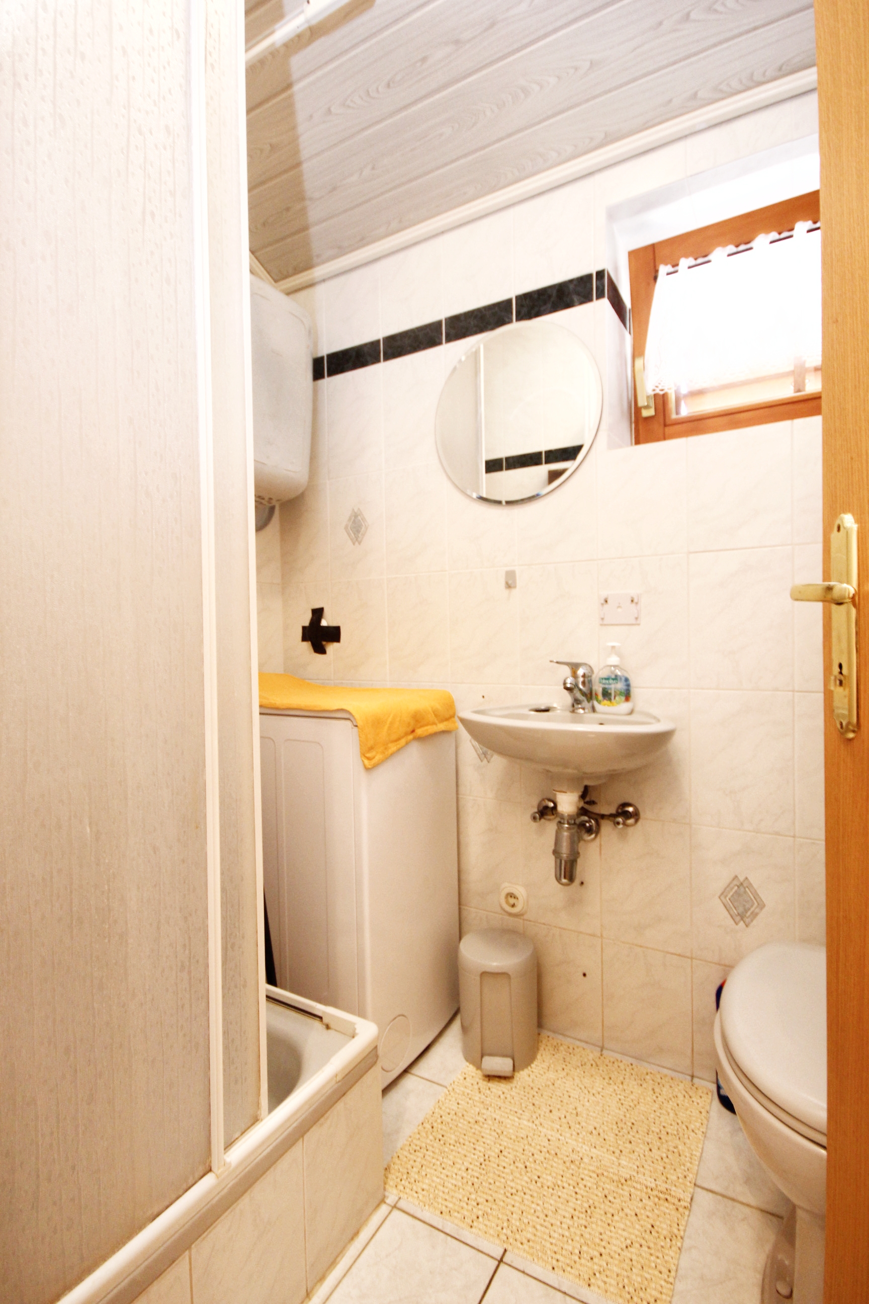 One bedroom apartment near beach Lumbarda, Korčula  A-f