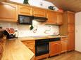 Lumbarda, Kitchen in the apartment, (pet friendly) and WiFi.