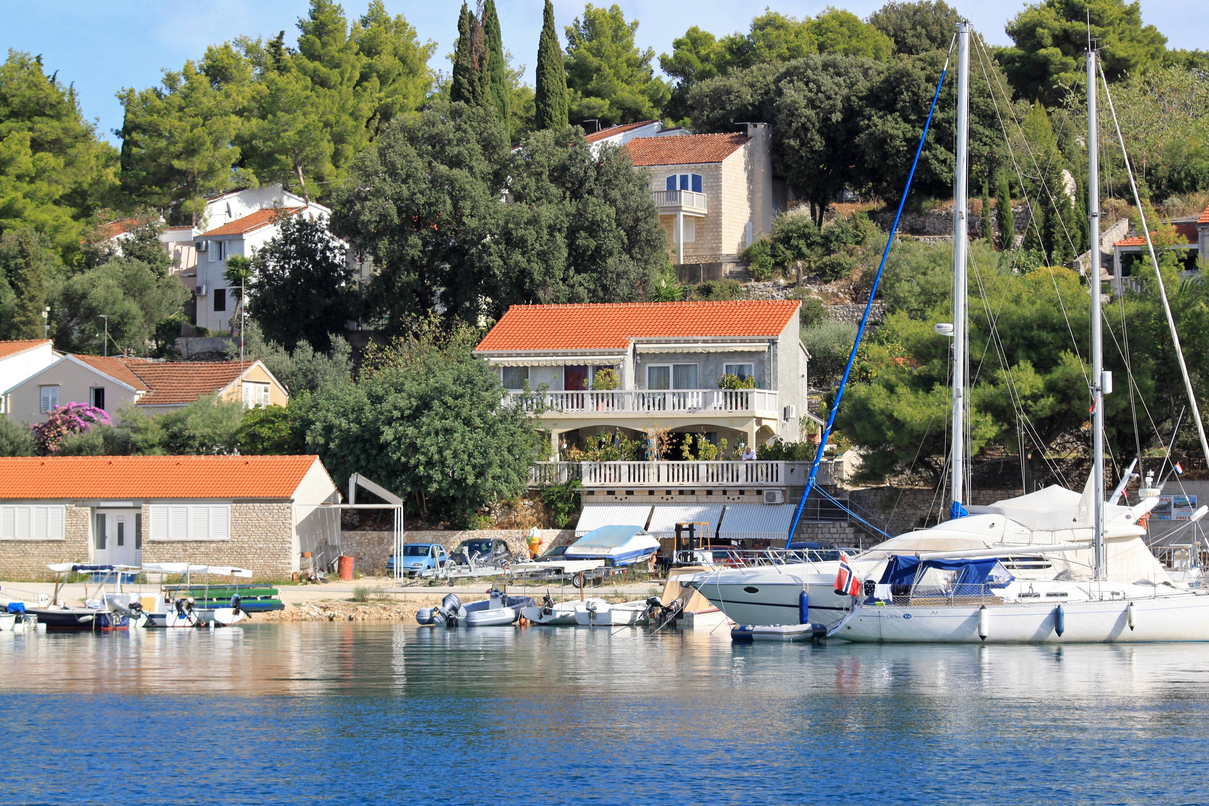 Three bedroom apartment near beach Lumbarda, Korčula  A-a