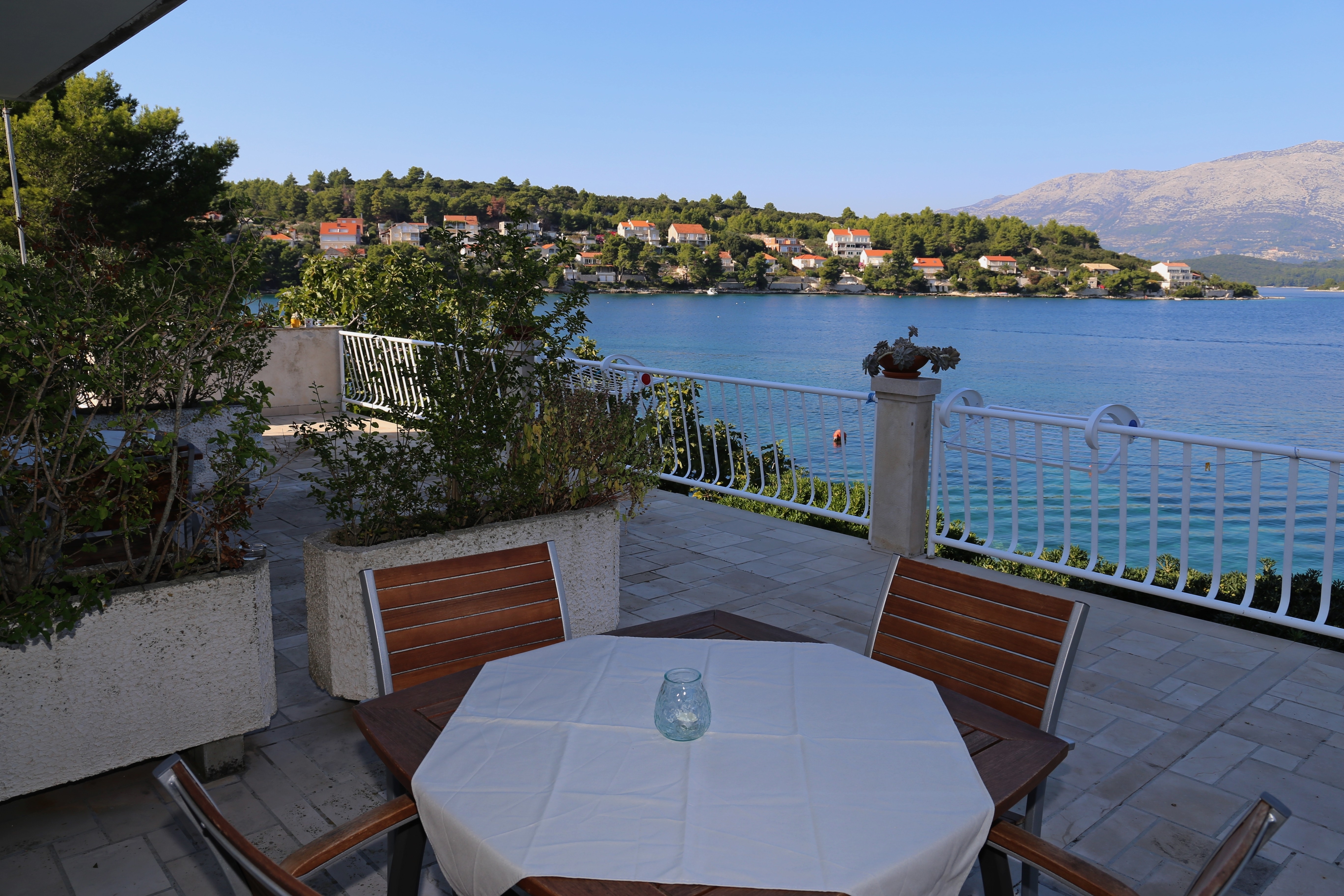 One bedroom apartment near beach Lumbarda, Korčula  A-a
