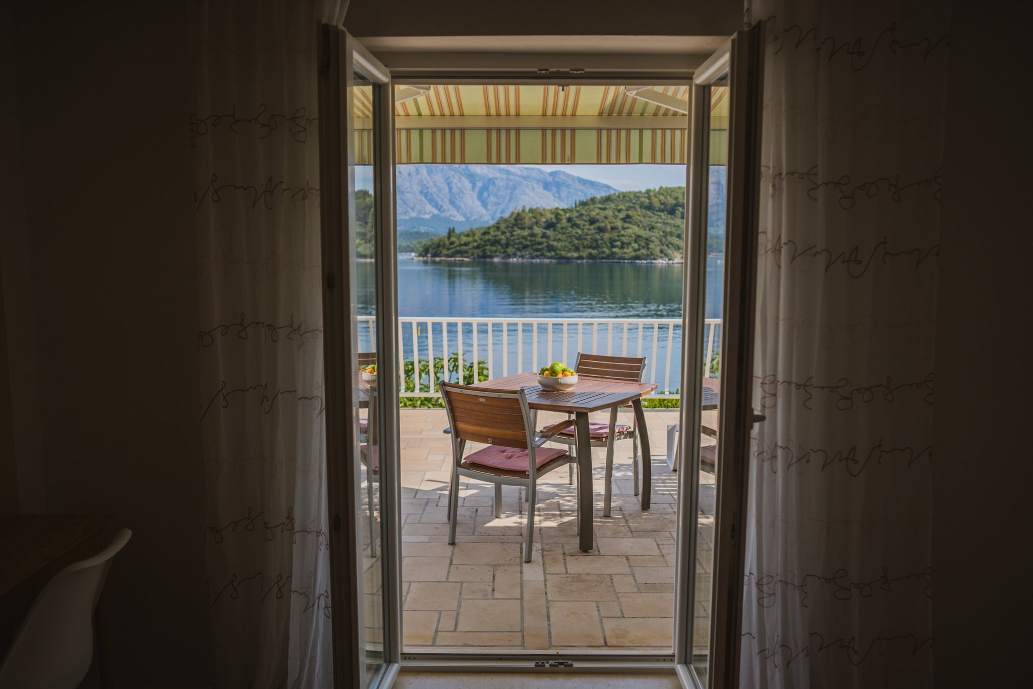 One bedroom apartment near beach Lumbarda, Korčula  A-b