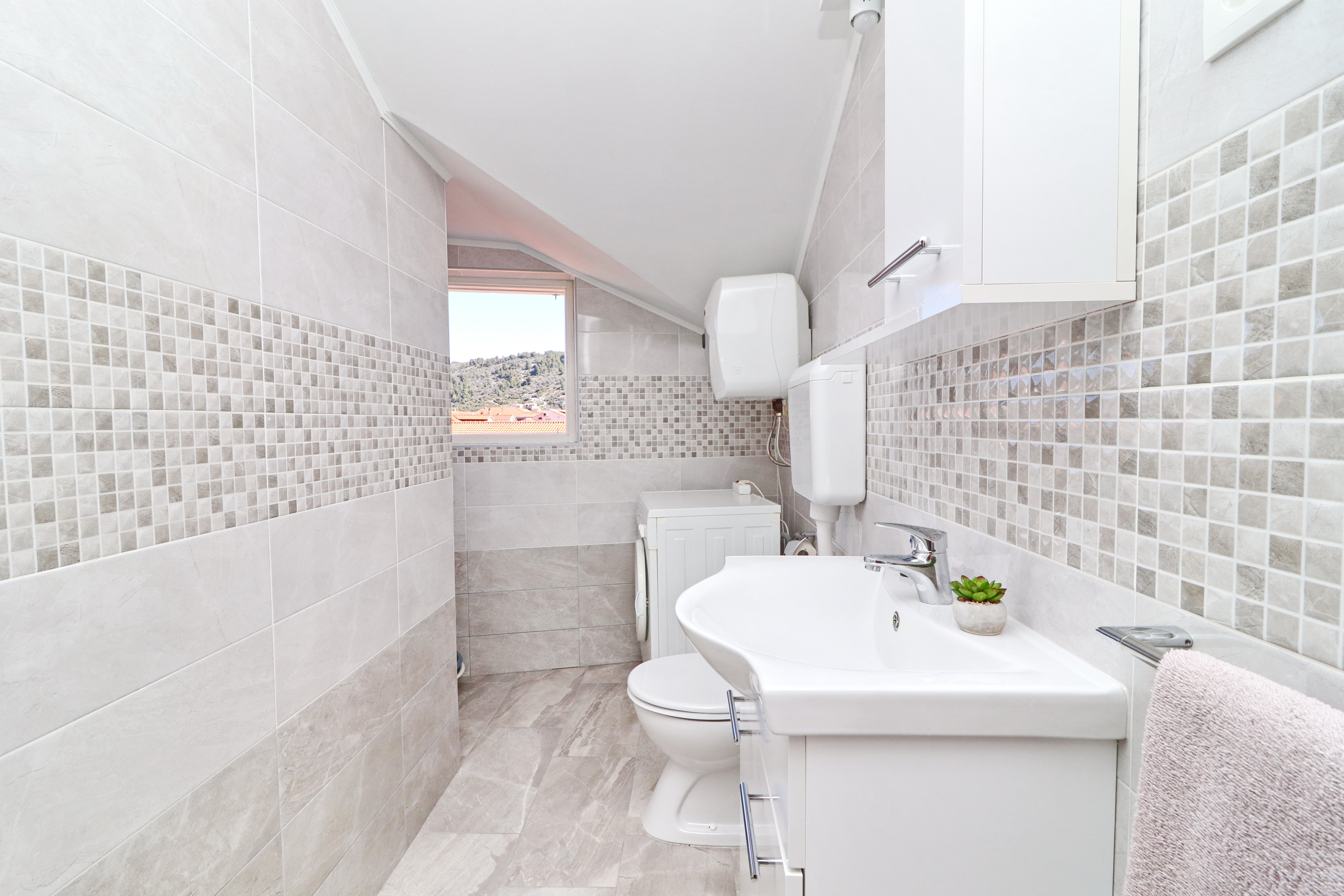 Two bedroom apartment with terrace and sea view Vela Luka, Korčula  A-c