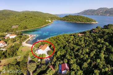 Vrbovica, Korčula, Objekt 4452 - Apartmaji v bližini morja s prodnato plažo.