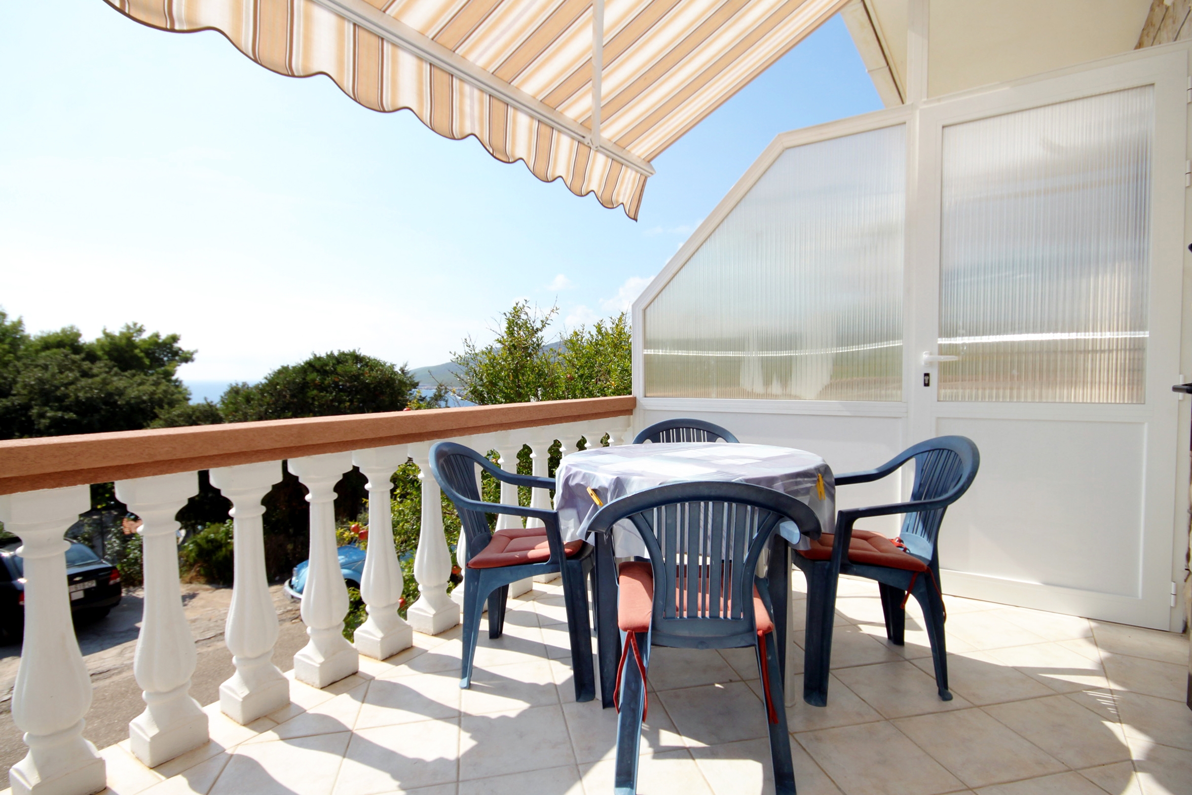 Two bedroom apartment with terrace and sea view Zavalatica, Korčula (A-4453-a) Two bedroom apartment with terrace and sea view Zavalatica, Korčula (A-4453-a)