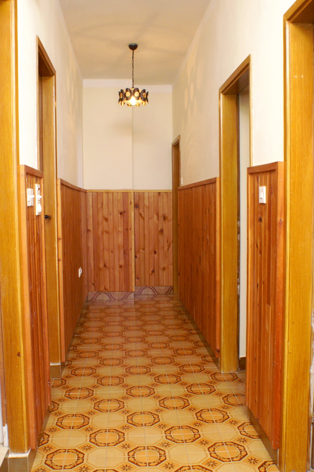 Two bedroom apartment with terrace and sea view Zavalatica, Korčula  A-b