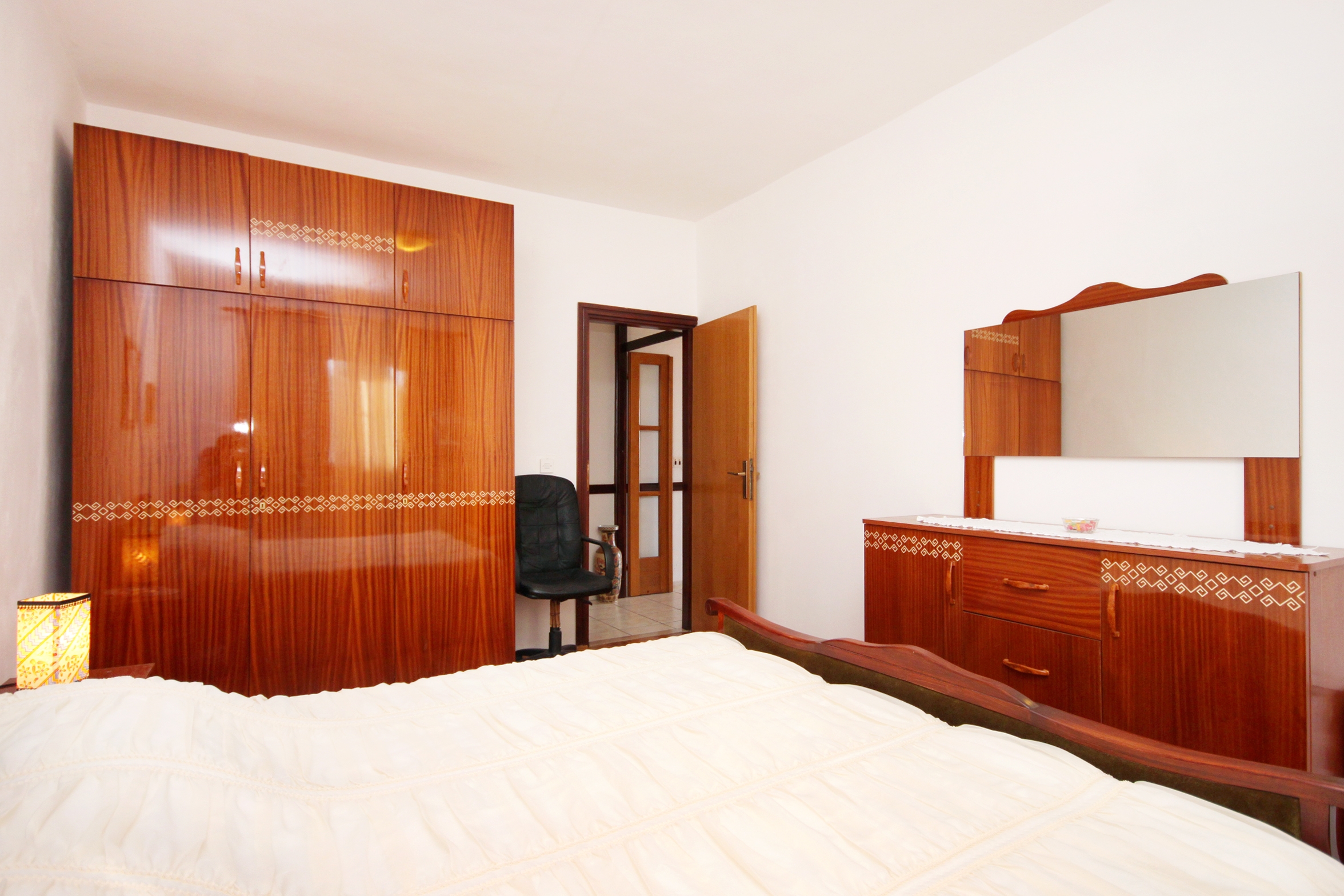 Three bedroom apartment with terrace and sea view Zavalatica, Korčula  A-a