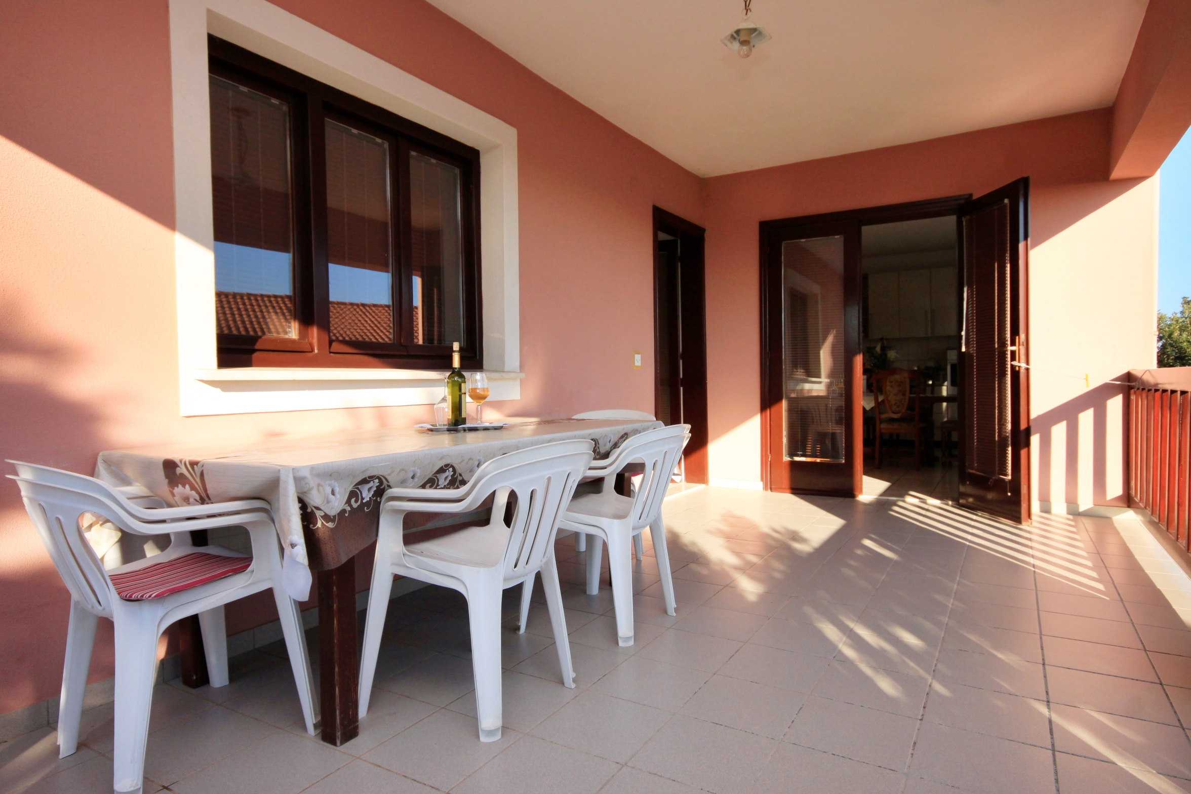 Three bedroom apartment with terrace and sea view Zavalatica, Korčula  A-a