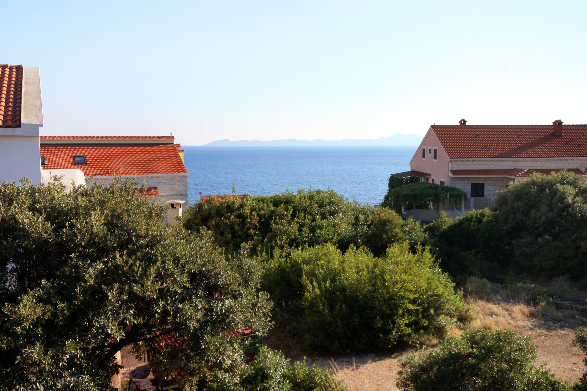 Three bedroom apartment with terrace and sea view Zavalatica, Korčula  A-a