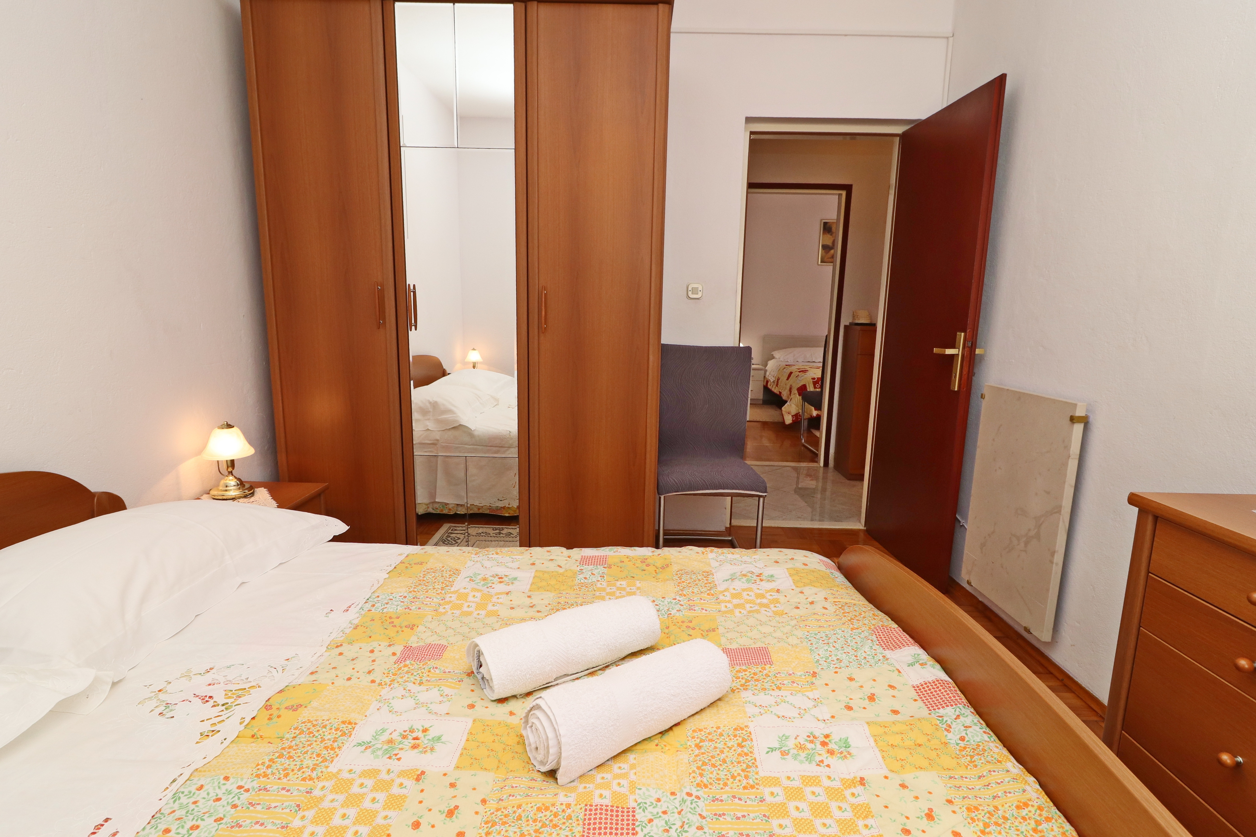 Three bedroom apartment near beach Brna, Korčula  A-a