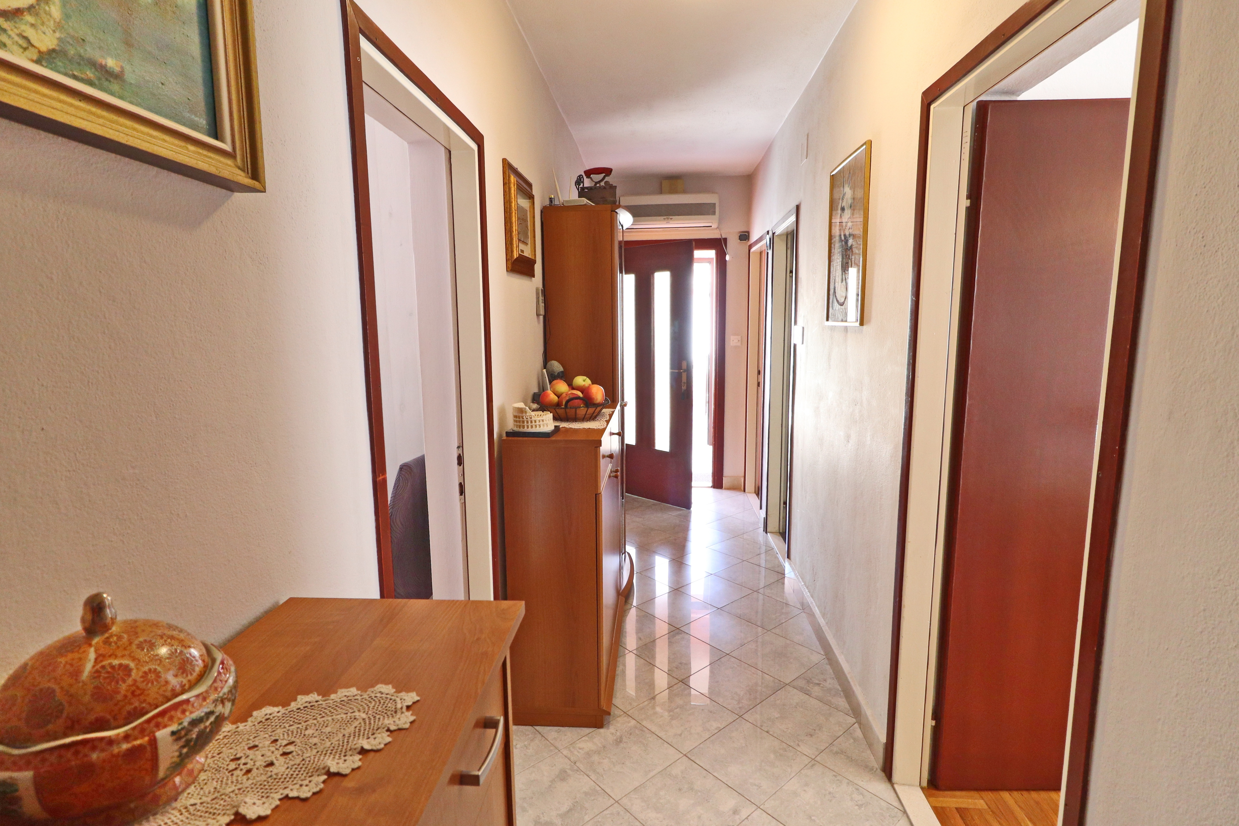 Three bedroom apartment near beach Brna, Korčula  A-a