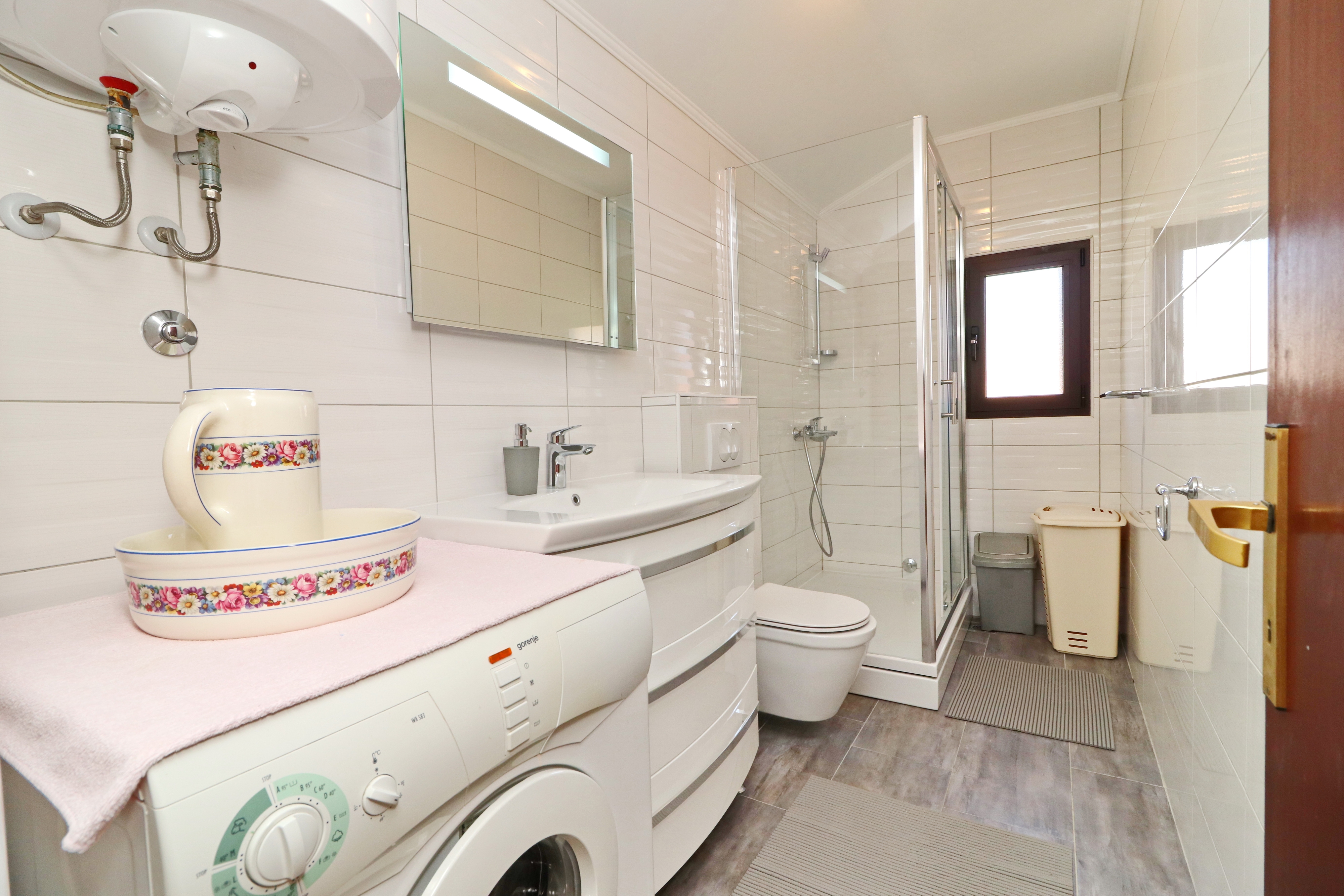 Three bedroom apartment near beach Brna, Korčula  A-b
