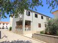 Sali, Dugi otok, Property 447 - Apartments with pebble beach.