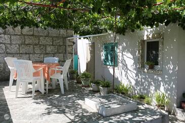 Lumbarda, Korčula, Hébergement 4472 - Appartement avec une plage de galets.