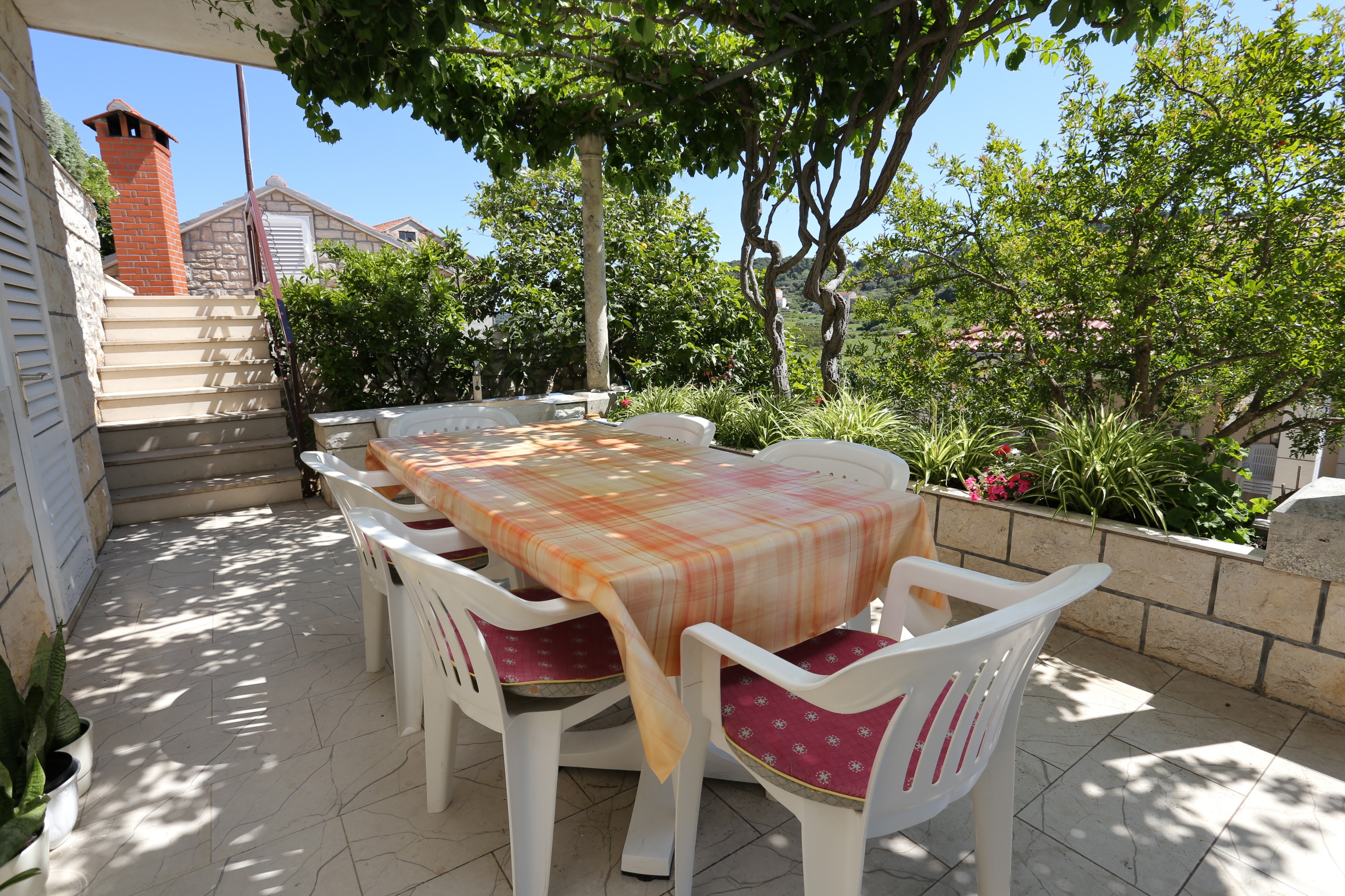 Two bedroom apartment with terrace Lumbarda, Korčula  A-a