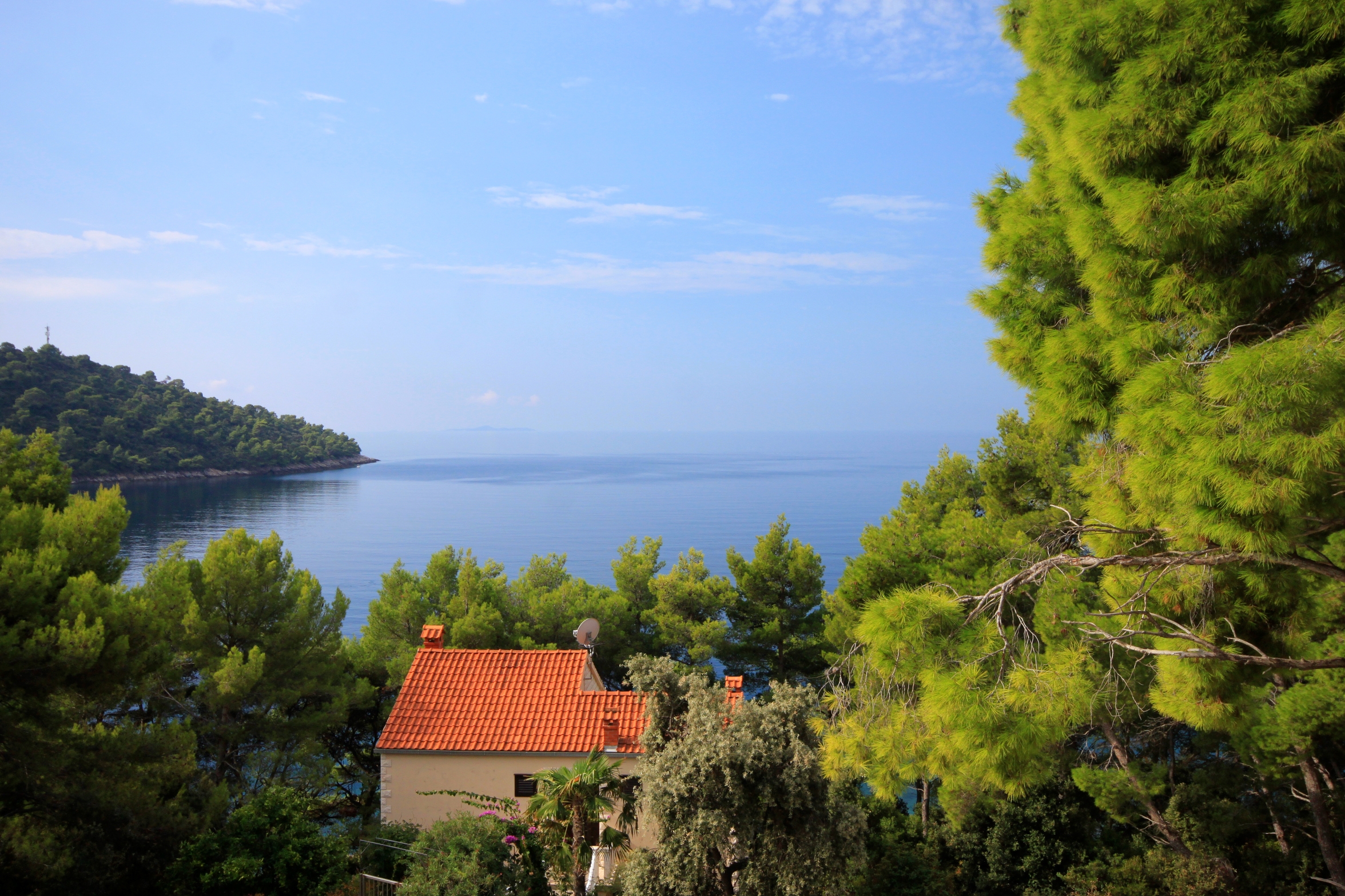 One bedroom apartment near beach Brna, Korčula  A-b