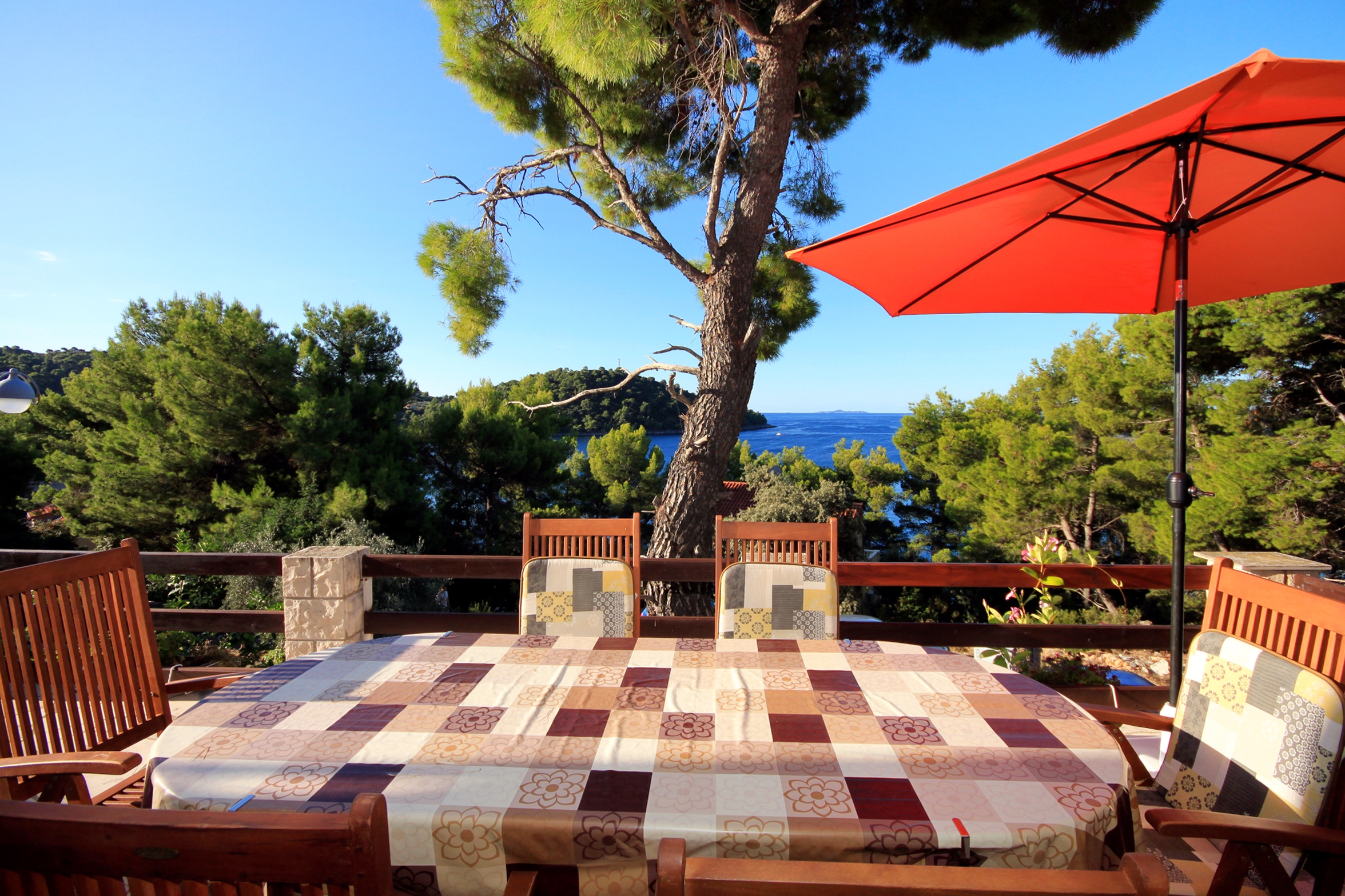 Two bedroom apartment near beach Brna, Korčula  A-c