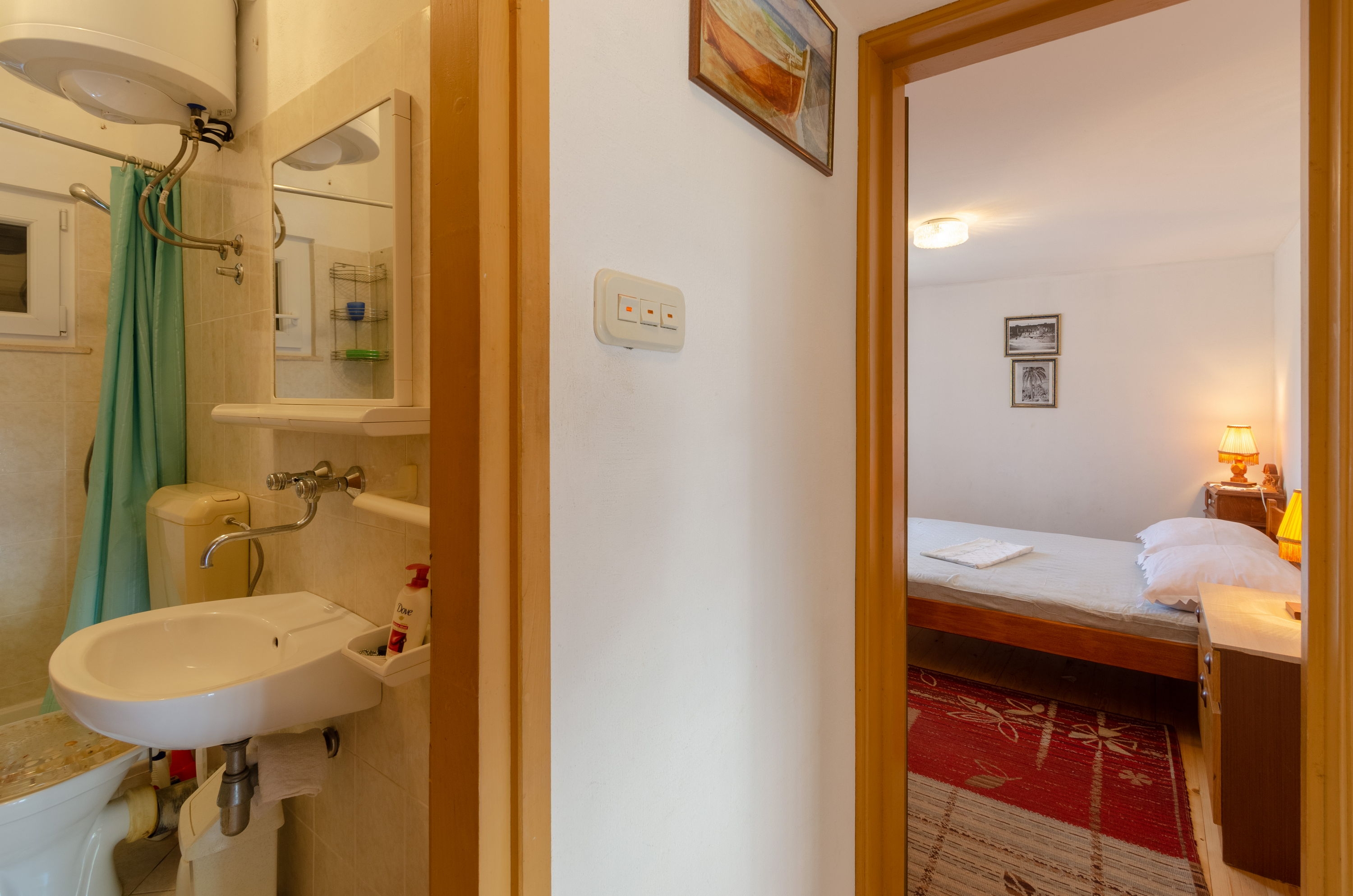 Two bedroom apartment near beach Prižba, Korčula  A-a