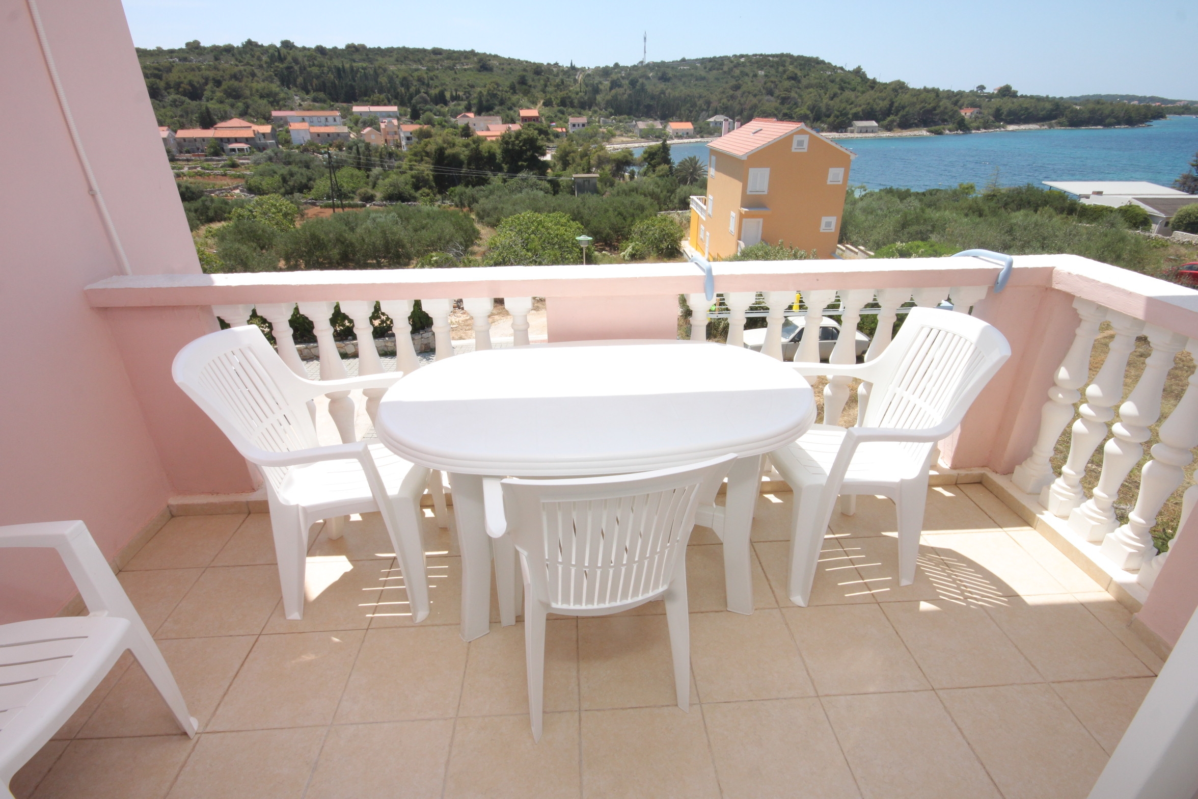 One bedroom apartment with terrace and sea view Cove Soline, Dugi otok (A-448-e) One bedroom apartment with terrace and sea view Cove Soline, Dugi otok (A-448-e)