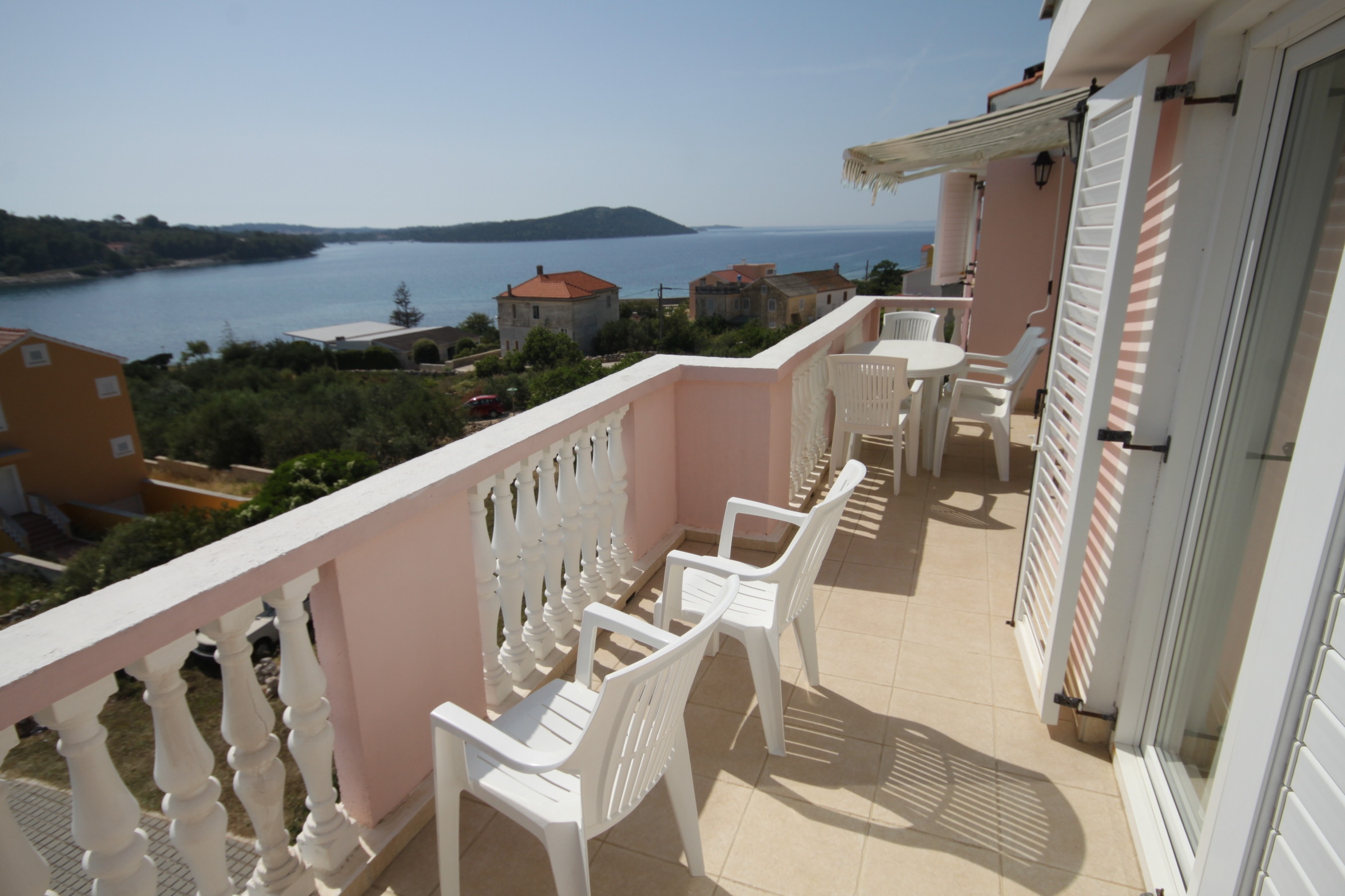 Two bedroom apartment with terrace and sea view Cove Soline, Dugi otok (A-448-h) Two bedroom apartment with terrace and sea view Cove Soline, Dugi otok (A-448-h)