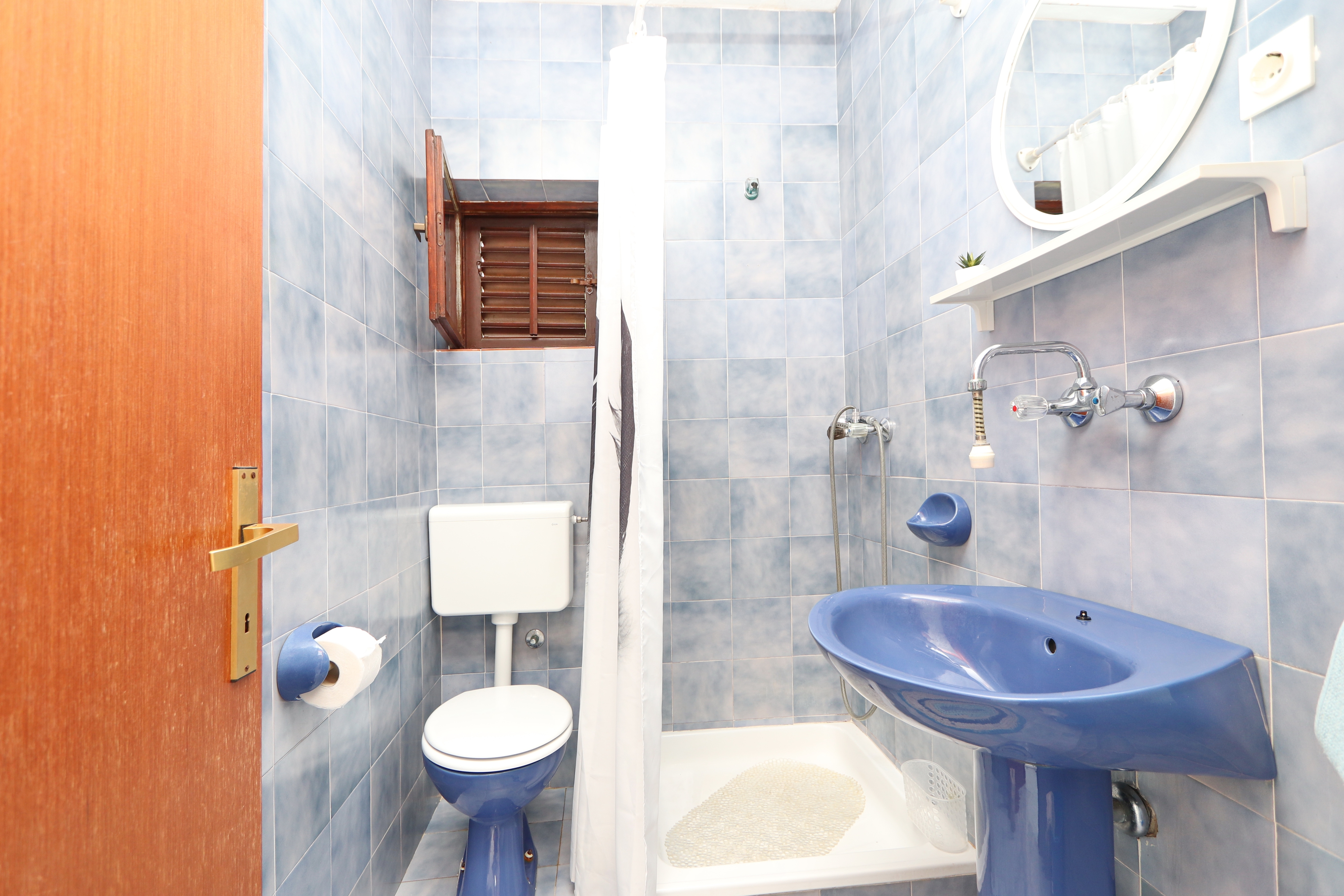 Two bedroom apartment near beach Prižba, Korčula  A-b