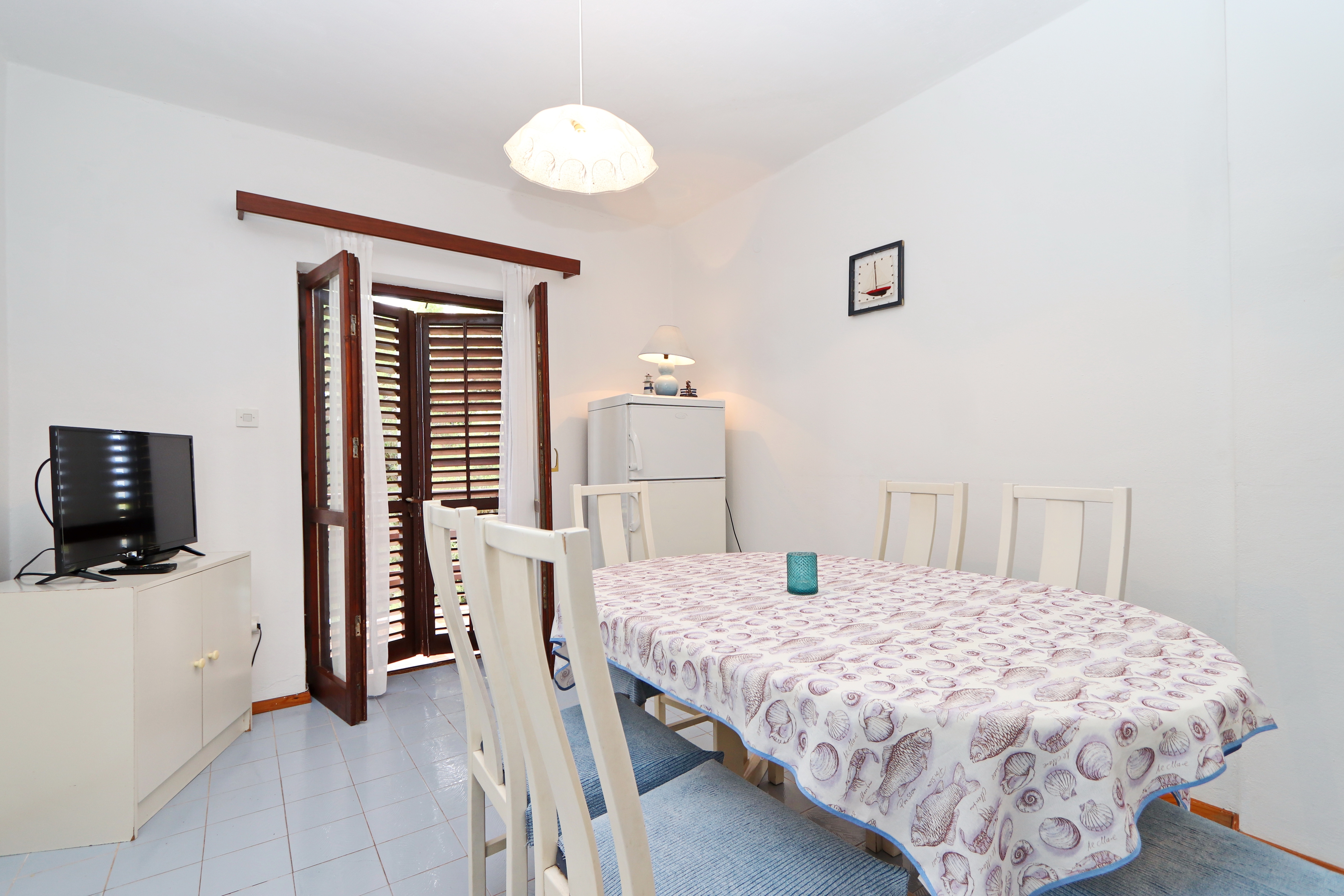 Two bedroom apartment near beach Prižba, Korčula (A-4484-b) Two bedroom apartment near beach Prižba, Korčula (A-4484-b)