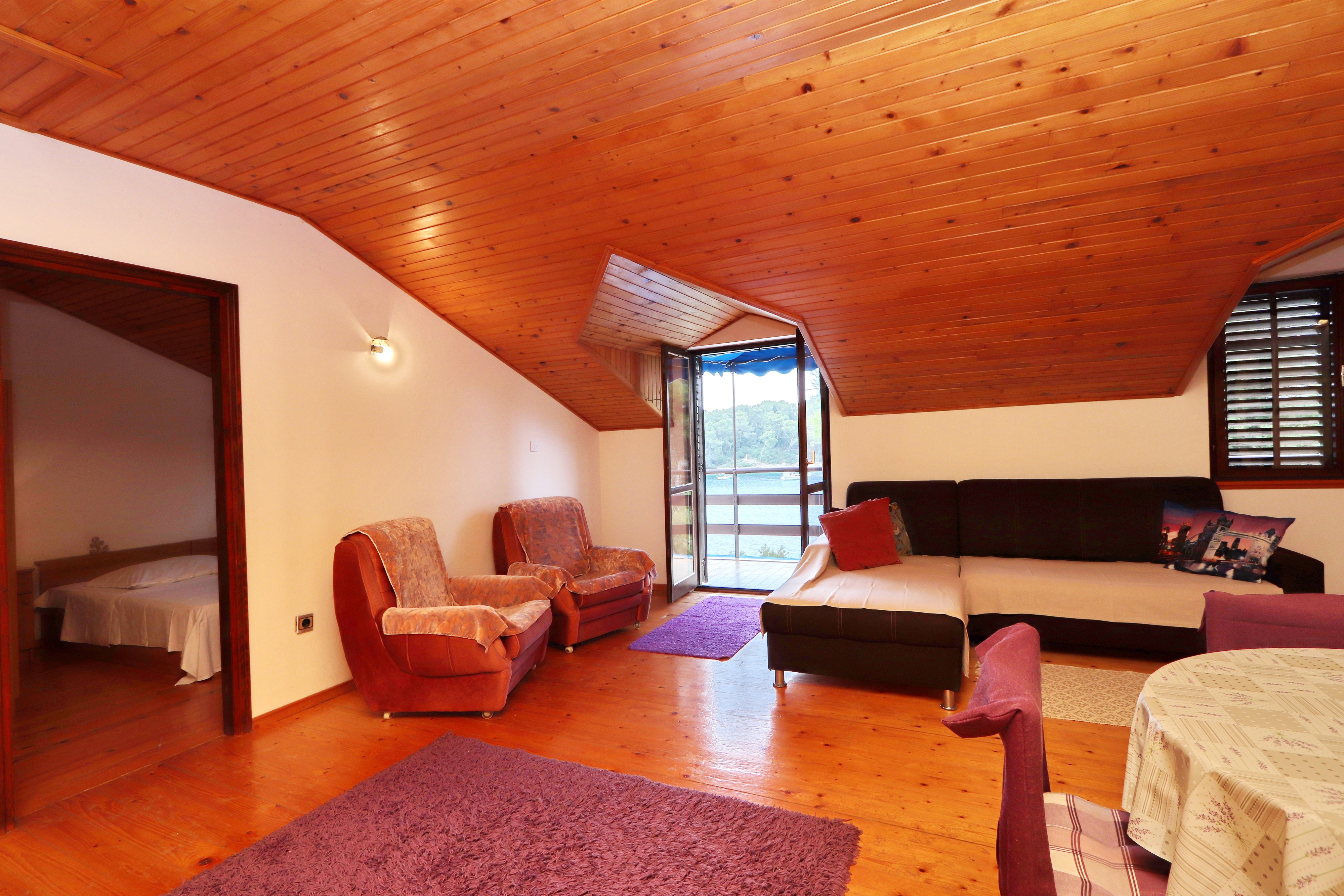 Three bedroom apartment near beach Prižba, Korčula (A-4484-d)