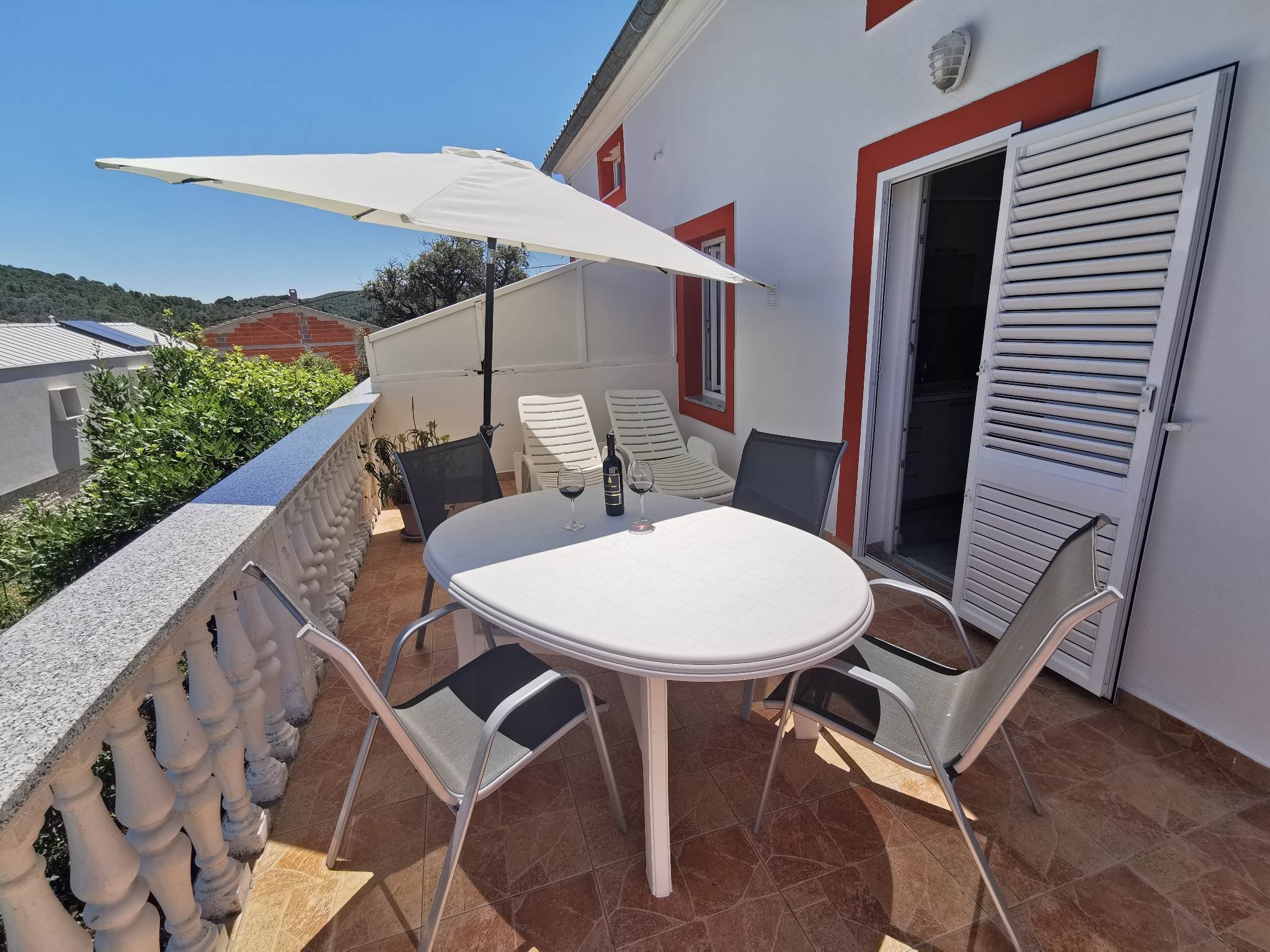 One bedroom apartment with terrace and sea view Žman, Dugi otok  A-b