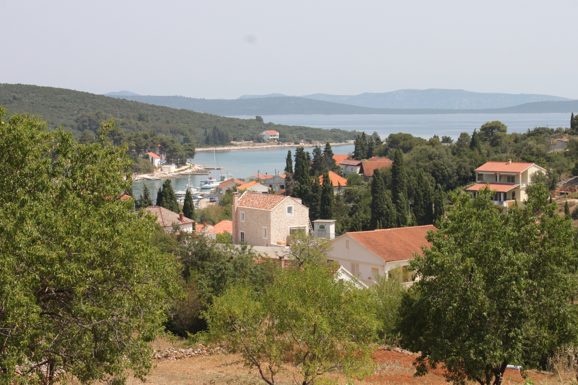 One bedroom apartment with terrace and sea view Žman, Dugi otok  A-b
