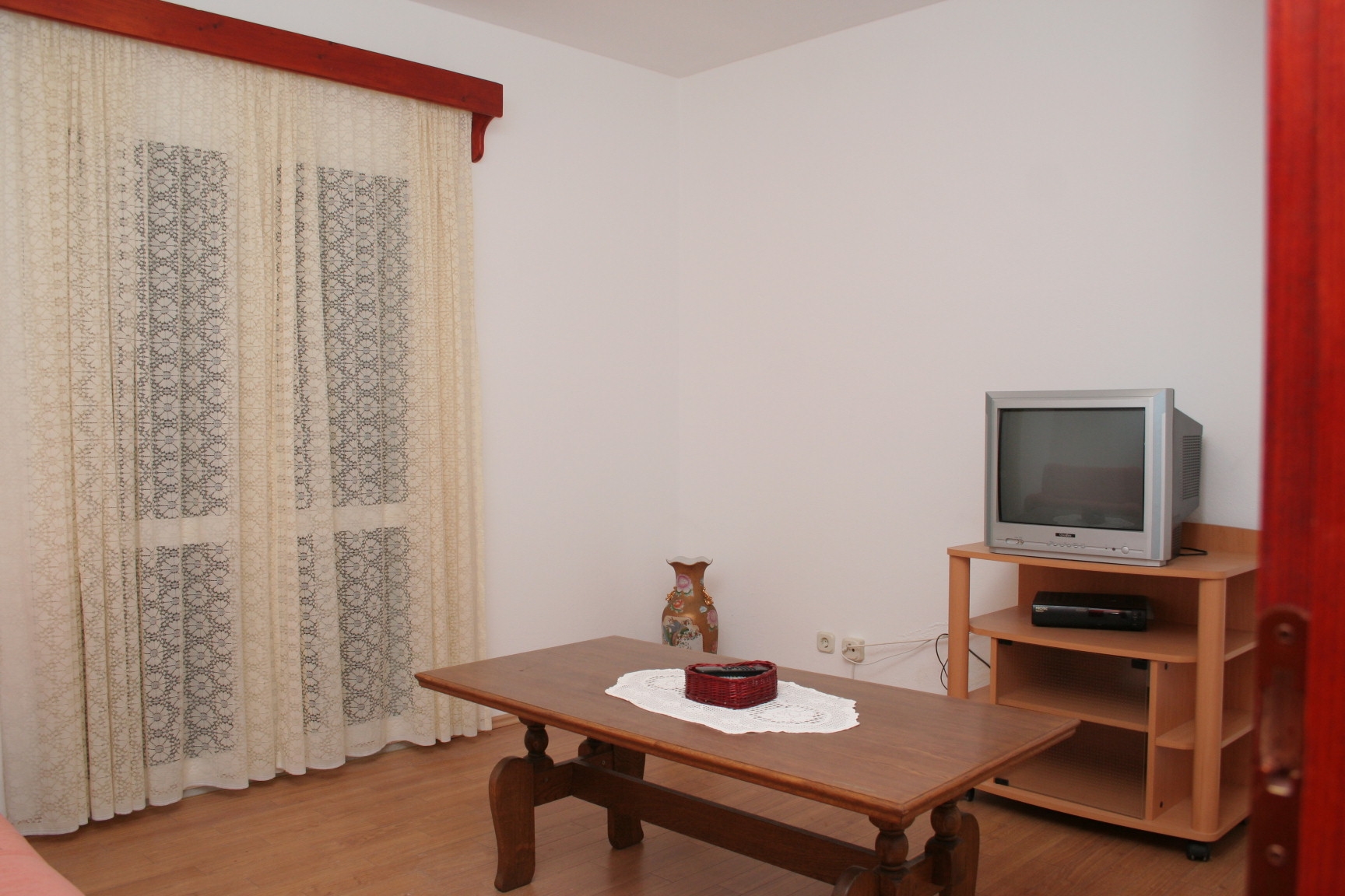 One bedroom apartment with balcony and sea view Orebić, Pelješac  A-f