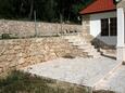 Mokalo, Terrace in the studio-apartment, WiFi.