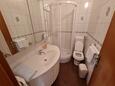 Ванная комната Orebić, Ванная комната в размещении типа apartment, WiFi.