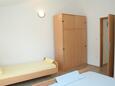 Trpanj, Bedroom in the apartment, WiFi.