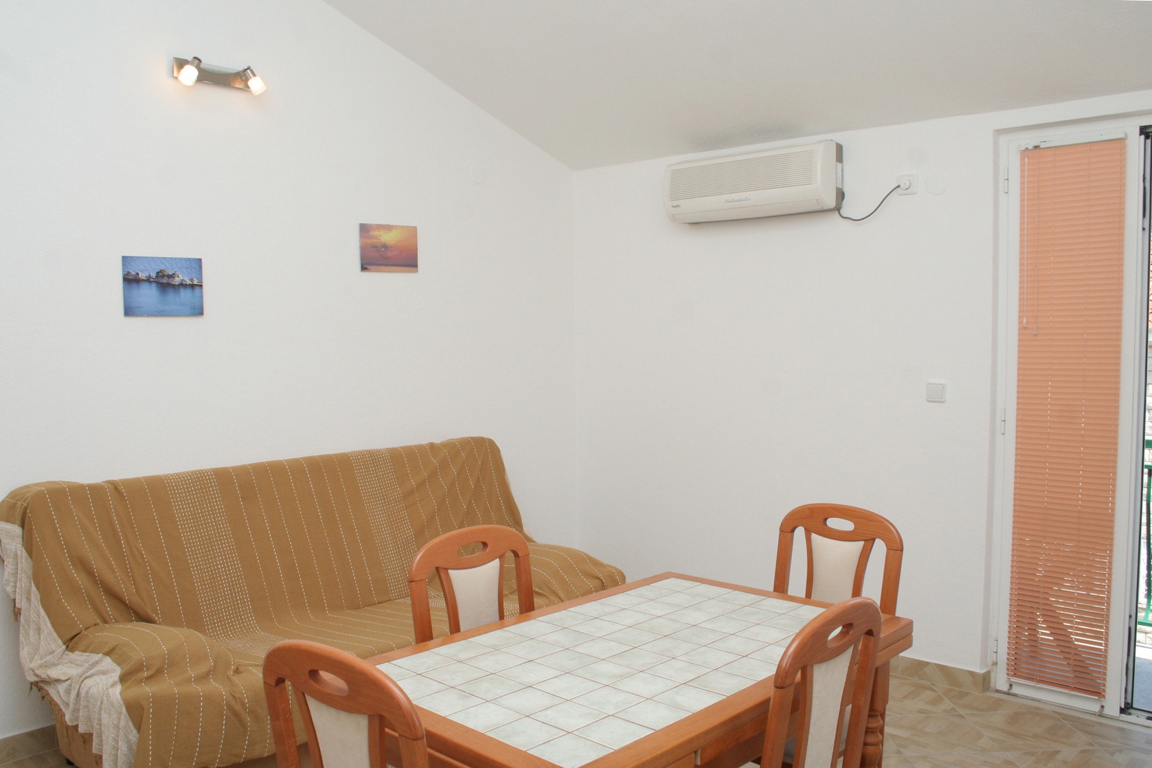 One bedroom apartment with balcony Trpanj (Pelješac) (A-4510-a) One bedroom apartment with balcony Trpanj (Pelješac) (A-4510-a)