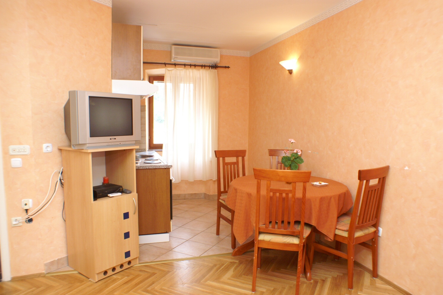 One bedroom apartment near beach Trstenik, Pelješac  A-a