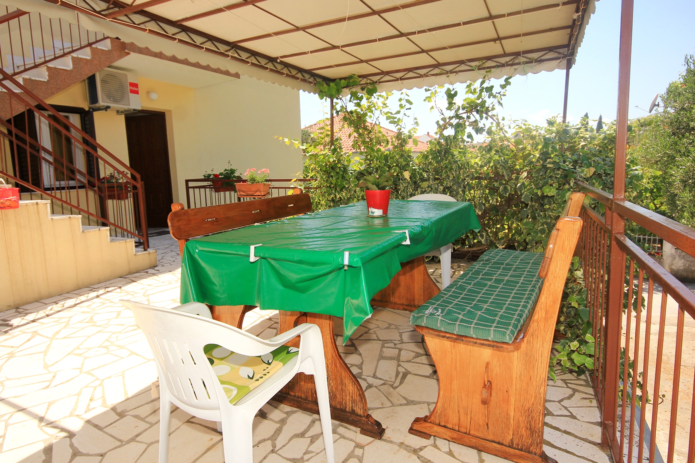 Three bedroom apartment with terrace Orebić, Pelješac  A-a