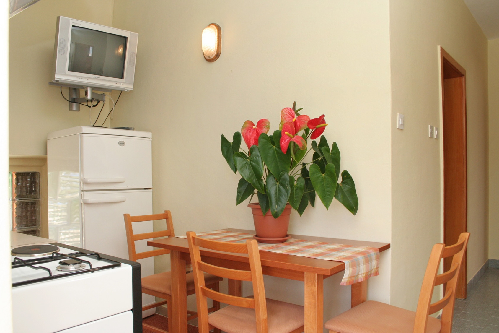 Three bedroom apartment near beach Orebić, Pelješac (A-4537-a) Three bedroom apartment near beach Orebić, Pelješac (A-4537-a)