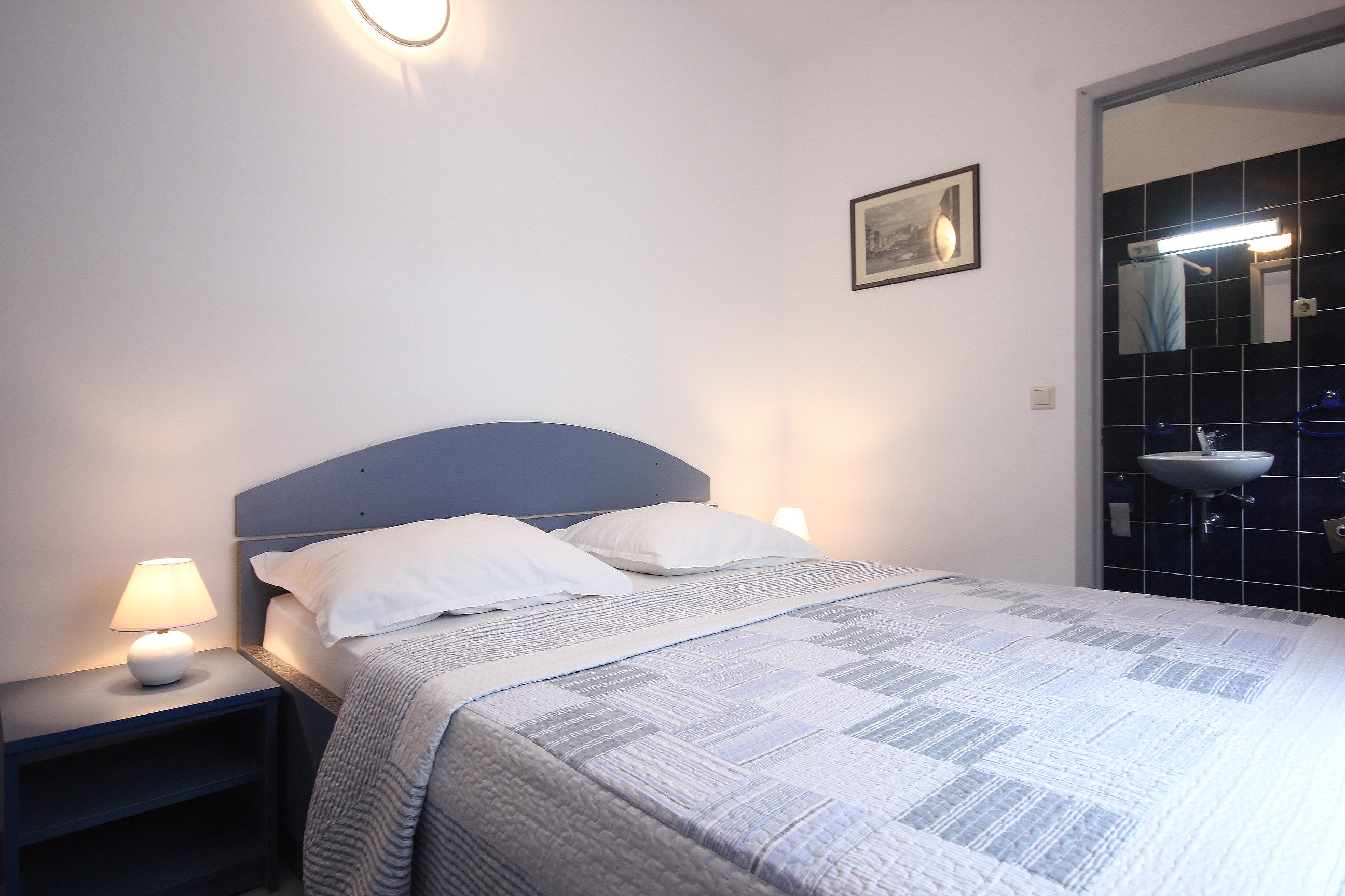 One bedroom apartment with terrace and sea view Kučište - Perna, Pelješac  A-d
