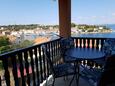 Sali, Terrasse dans l’hébergement en type apartment, avec la vue sur la mer, animaux acceptés et WiFi.