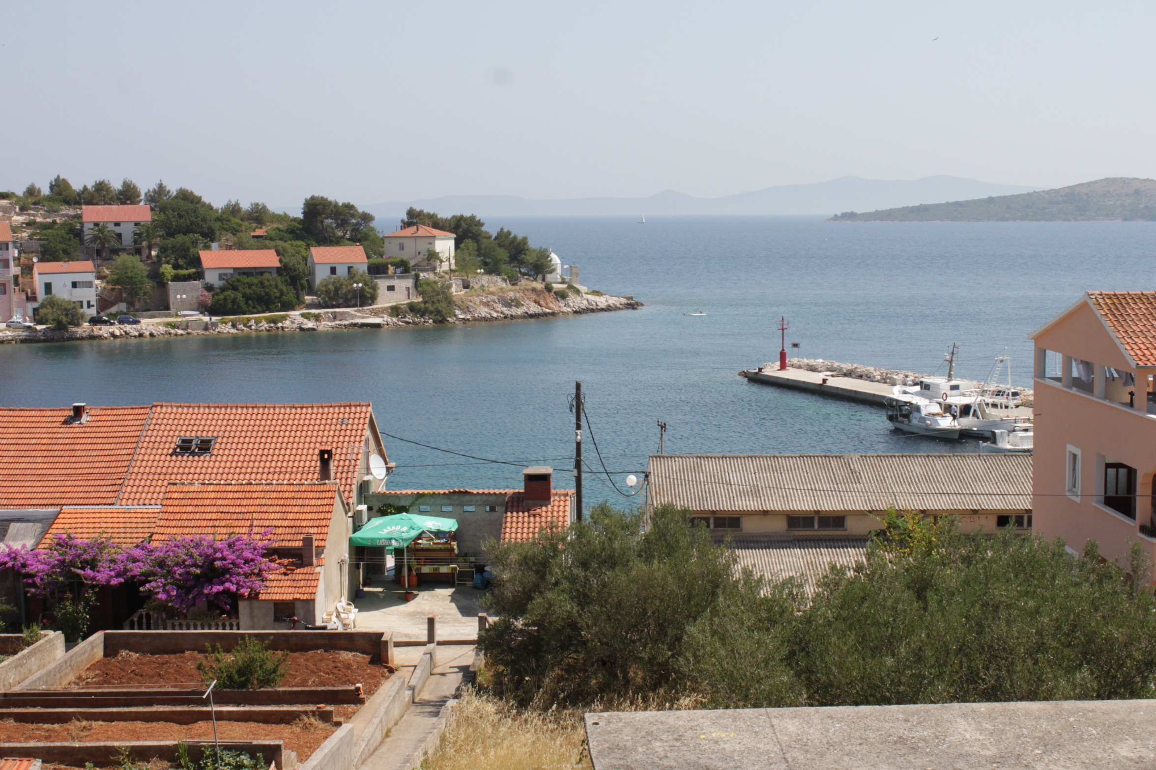 One bedroom apartment with balcony and sea view Sali, Dugi otok  A-c