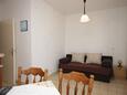 Sali, Jídelna v ubytování typu apartment, domácí mazlíčci povoleni a WiFi.