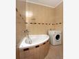 Ванная комната 1 Kučište - Perna, Ванная комната 1 в размещении типа apartment, WiFi.