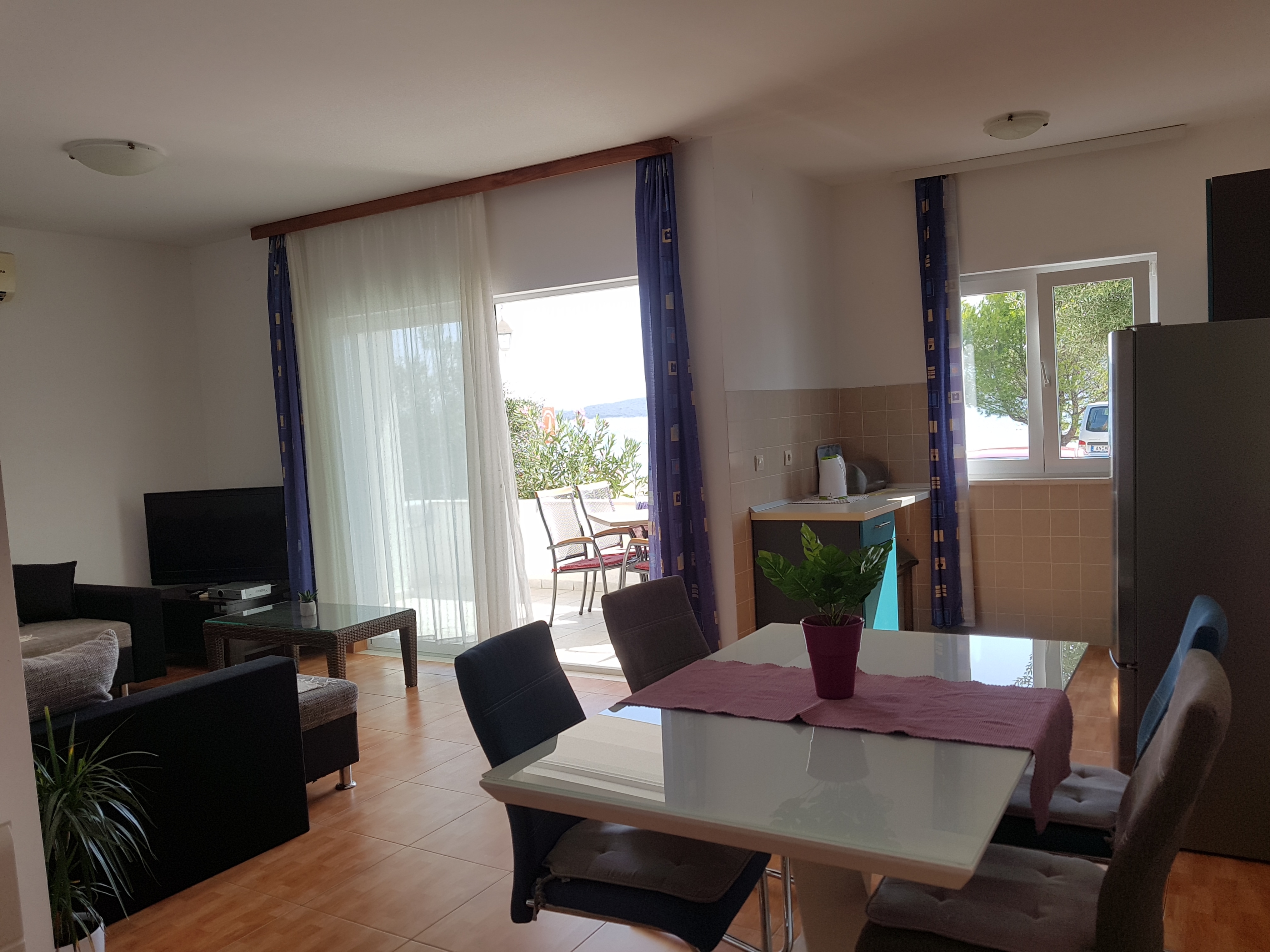 One bedroom apartment near beach Kučište - Perna (Pelješac) (A-4545-c)