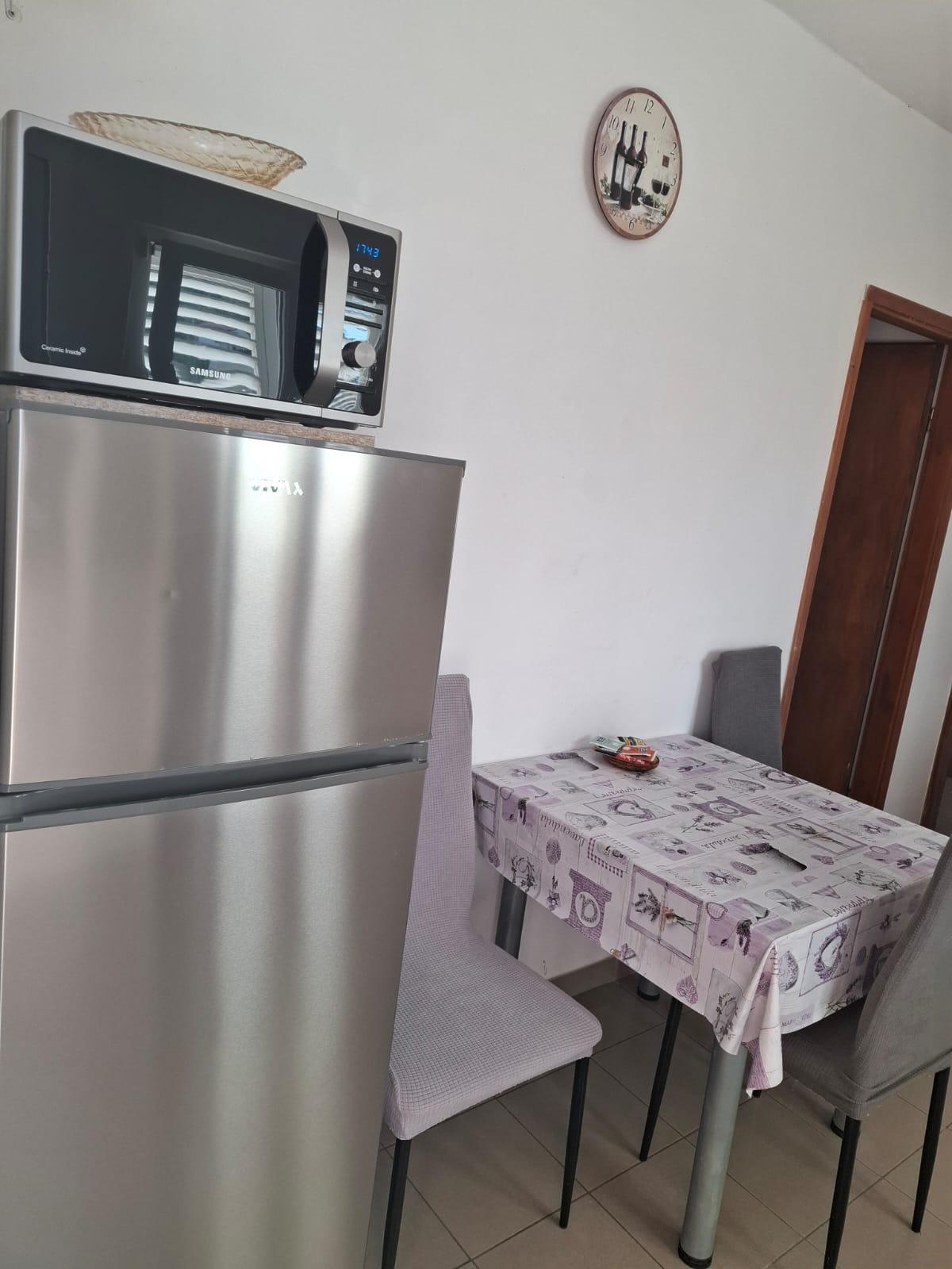 Two bedroom apartment near beach Drače, Pelješac (A-4550-b) Two bedroom apartment near beach Drače, Pelješac (A-4550-b)