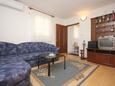 Living room Orebić, Living room in the apartment, air condition available and WiFi.