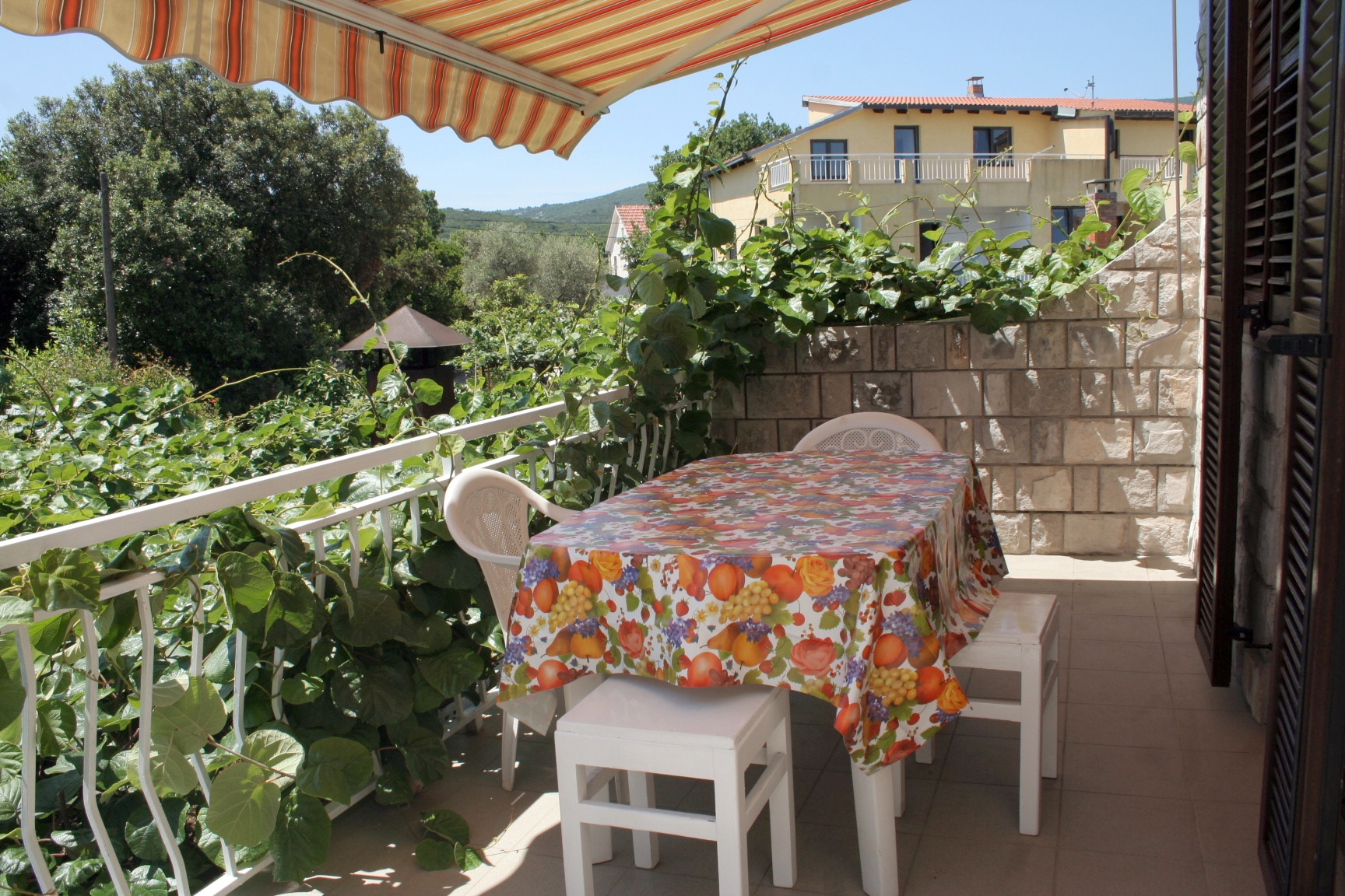 Four bedroom apartment with terrace Sreser, Pelješac  A-a