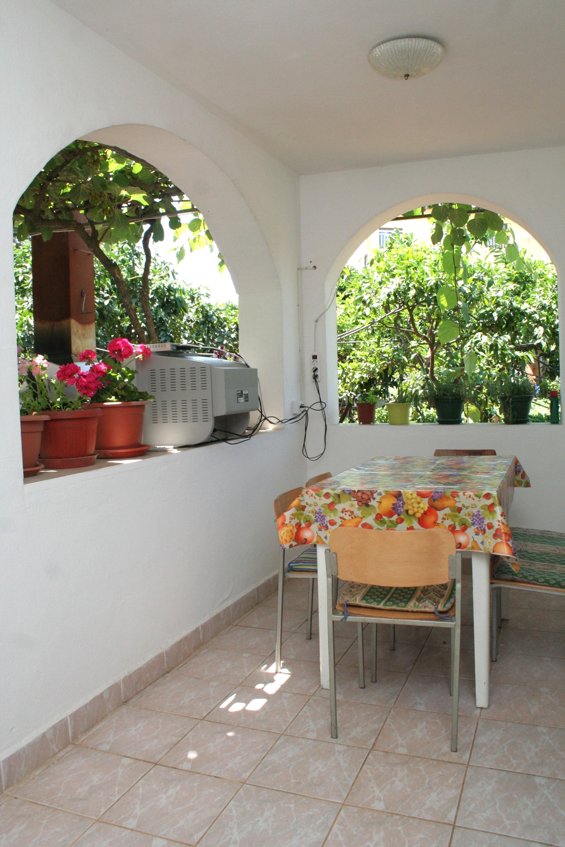 Four bedroom apartment with terrace Sreser, Pelješac  A-a