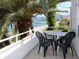 Shared terrace Sreser, Shared terrace in the room, s pogledom na more.