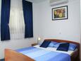 Ložnice Orebić, Ložnice v ubytování typu studio-apartment, s klimatizací a WiFi.