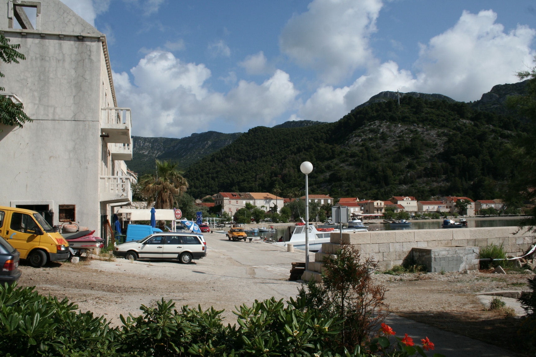 One bedroom apartment near beach Trstenik, Pelješac  A-a