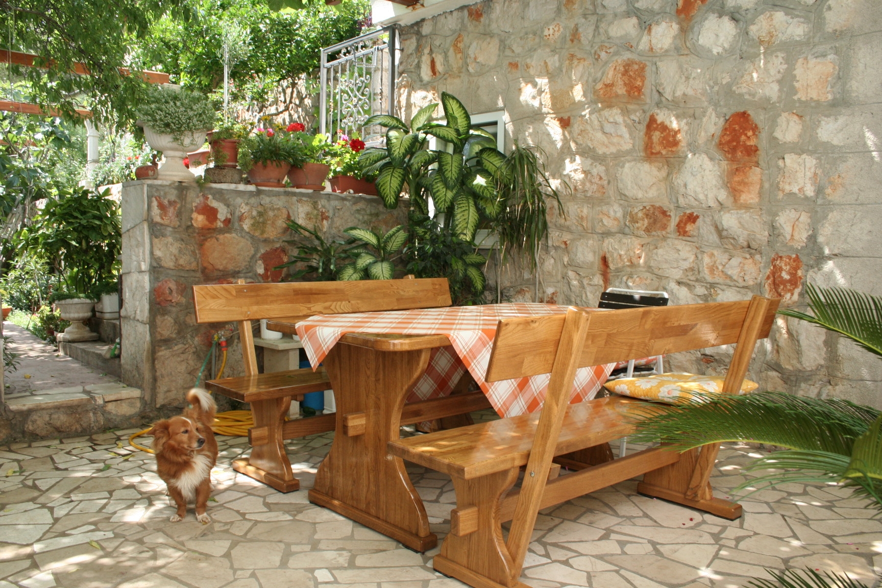 One bedroom apartment near beach Trstenik, Pelješac  A-a